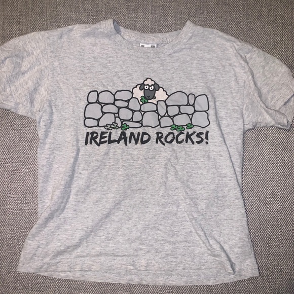 Ireland Rocks T-shirt - Picture 1 of 2